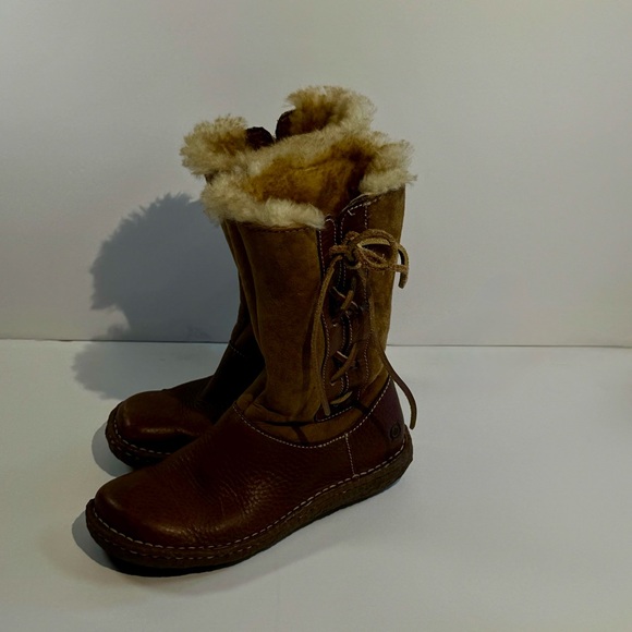 Born Yuma Chestnut Leather Shearling Lace-Up  Boot Gum Sole W6647 Sz 6/EU 36.5 - Picture 2 of 8